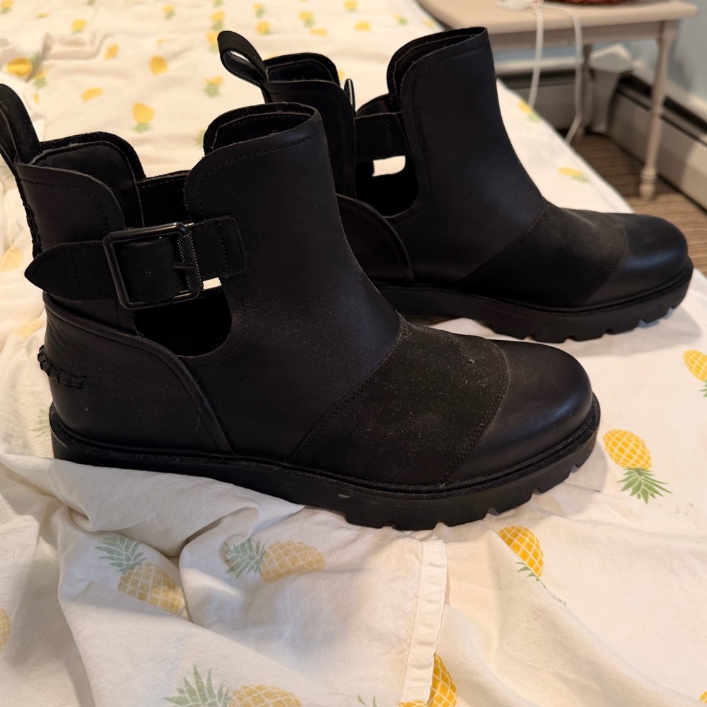 Ugg women’s stockton size 10 black boots